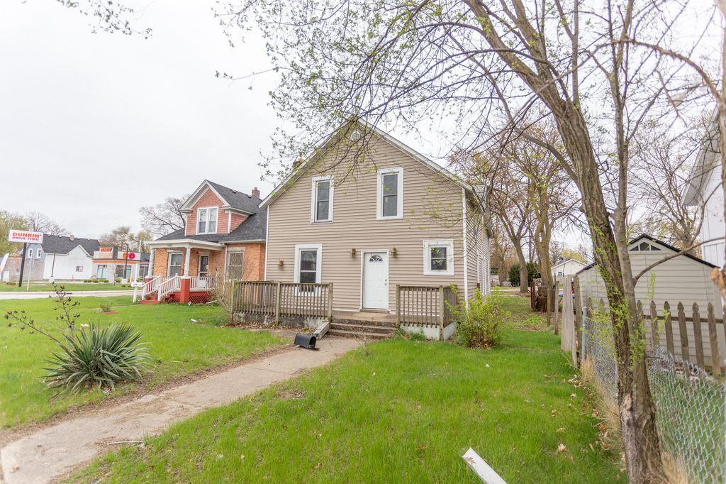 Photo of 1617 E Michigan Boulevard, Michigan City, IN 46360 (MLS # 829968)