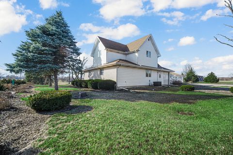 Single Family Residence in Crown Point IN 5112 109th Avenue 3.jpg