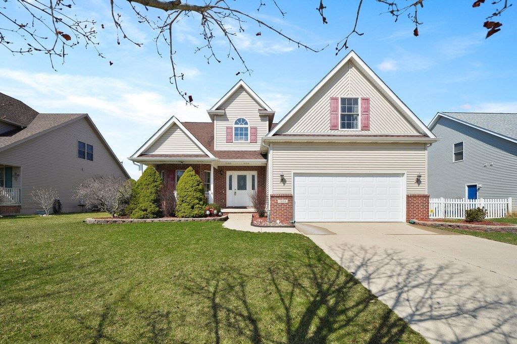 Photo of 1804 Edith Way, Crown Point, IN 46307 (MLS # 835784)