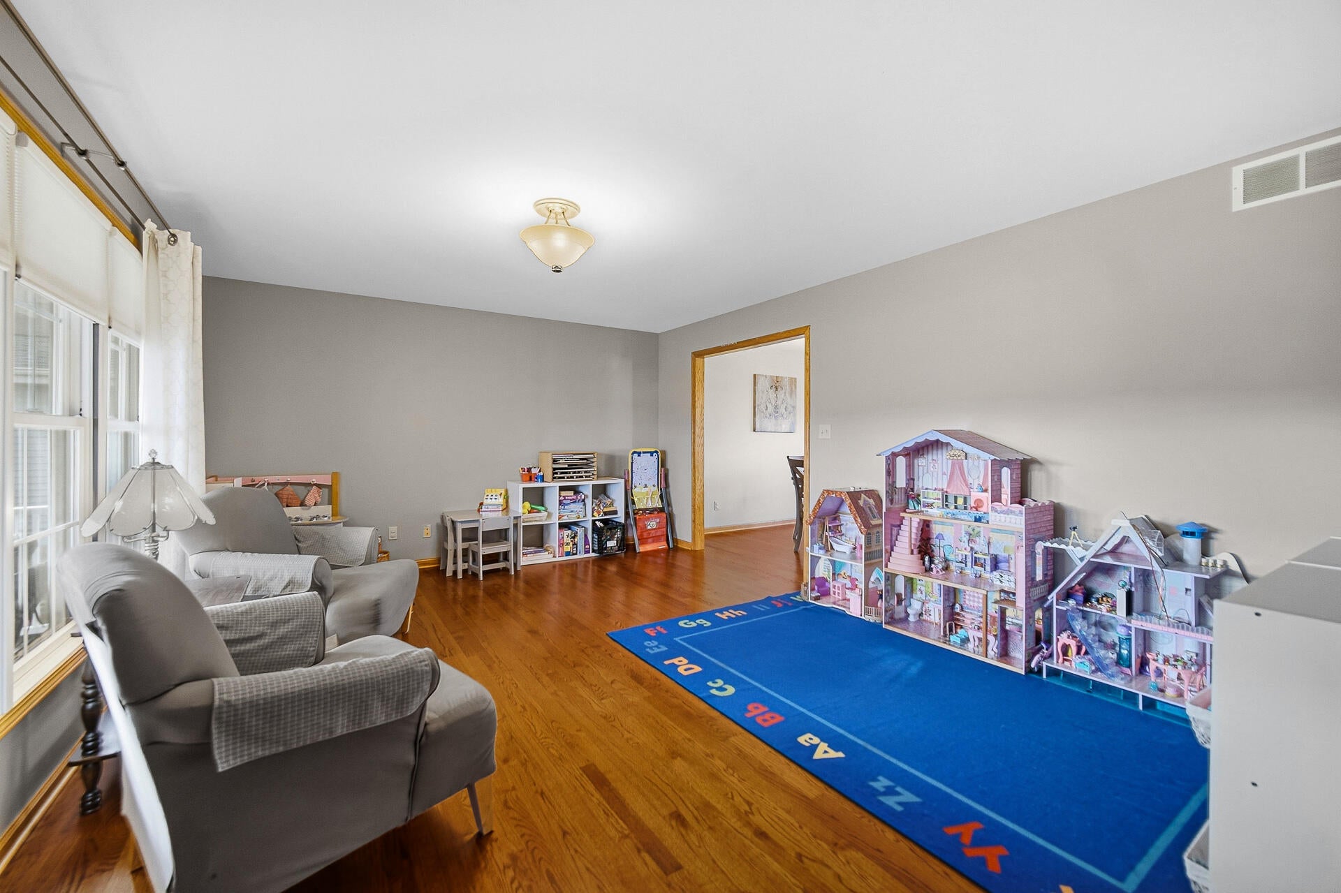 6614 Falcon Drive