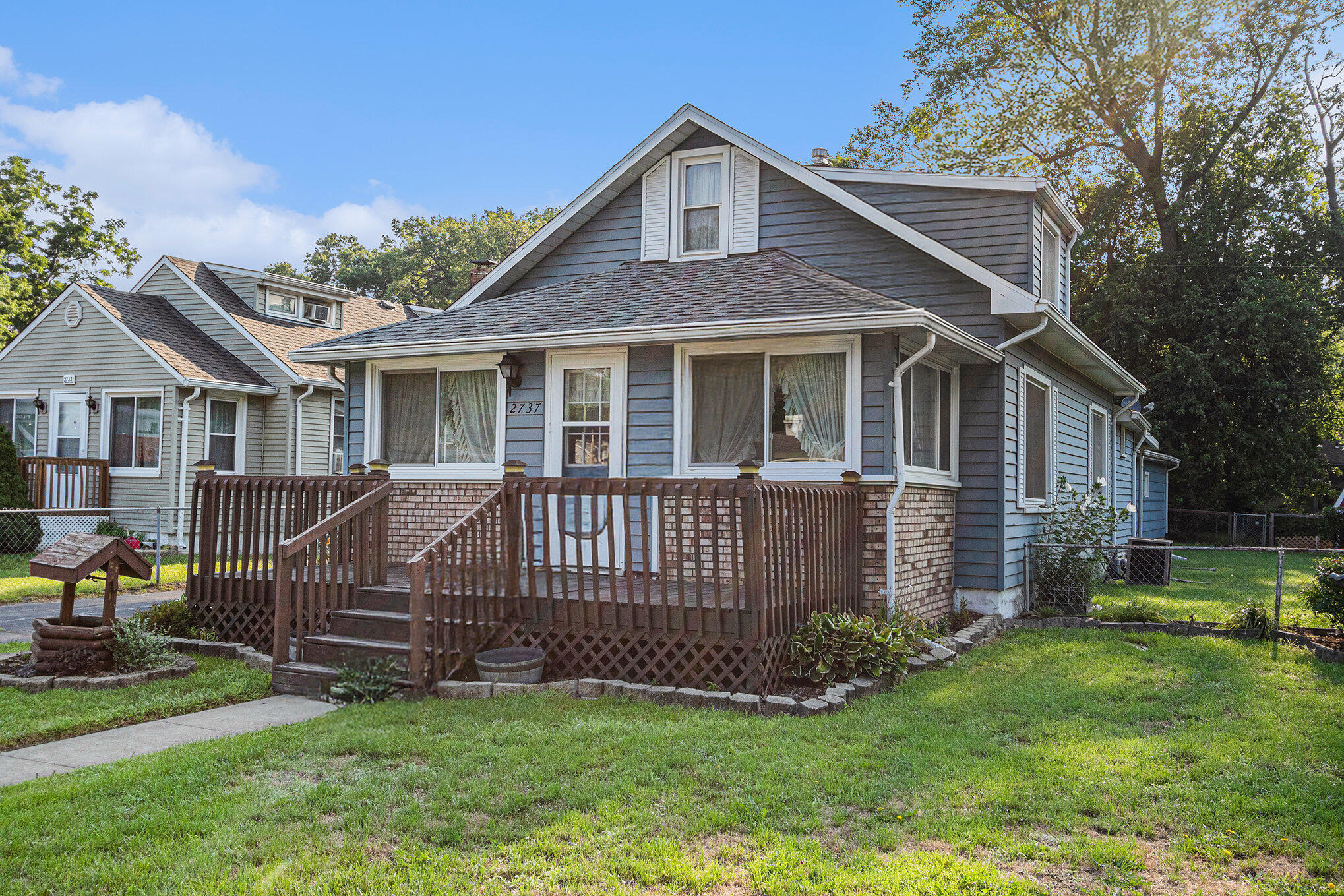 2737 Vermillion Street