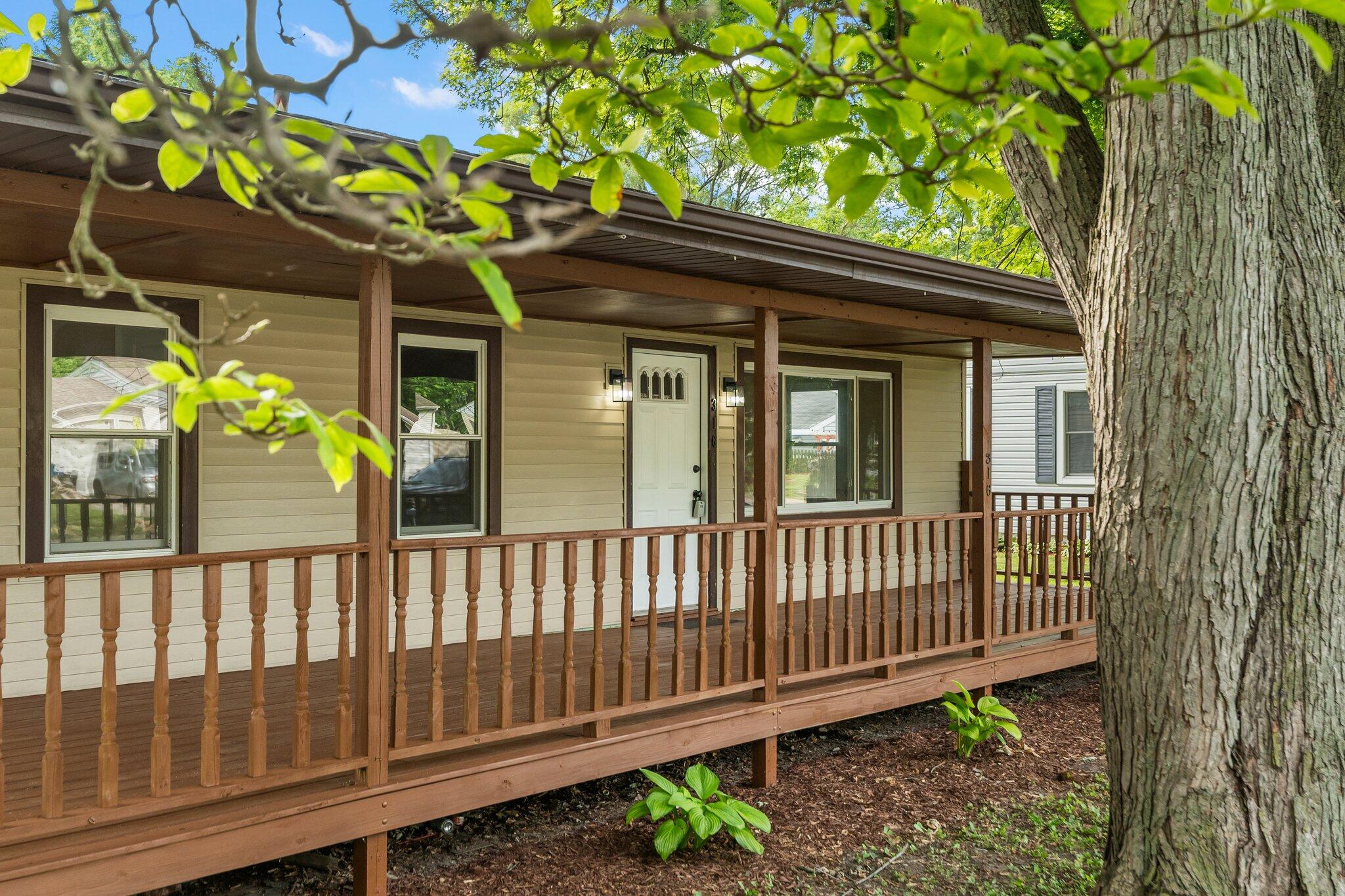 Crown Point, Indiana 46307, United States, 3 Bedrooms Bedrooms, ,2 BathroomsBathrooms,Residential,Active,174741