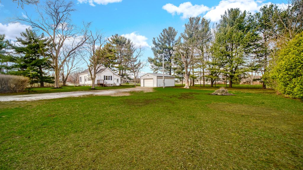 Photo of 11341 N 900 W, DeMotte, IN 46310 (MLS # 837257)