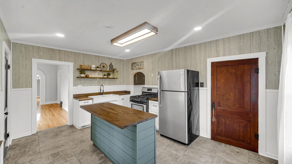 Photo of 11341 N 900 W, DeMotte, IN 46310 (MLS # 837257)