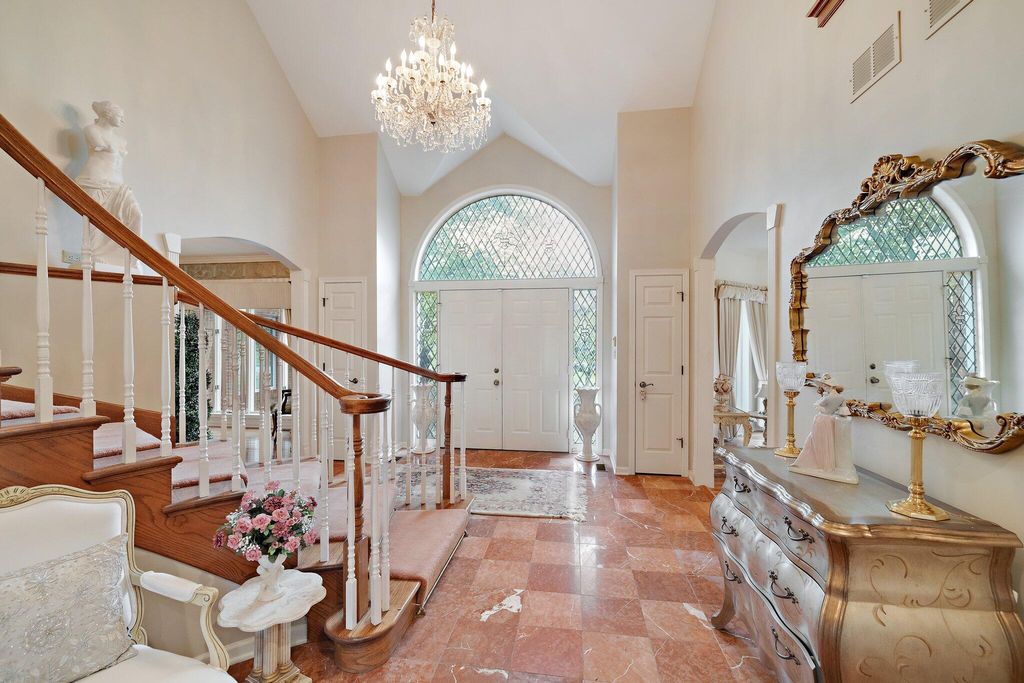 Photo of 955 Killarney Drive, Dyer, IN 46311 (MLS # 833528)