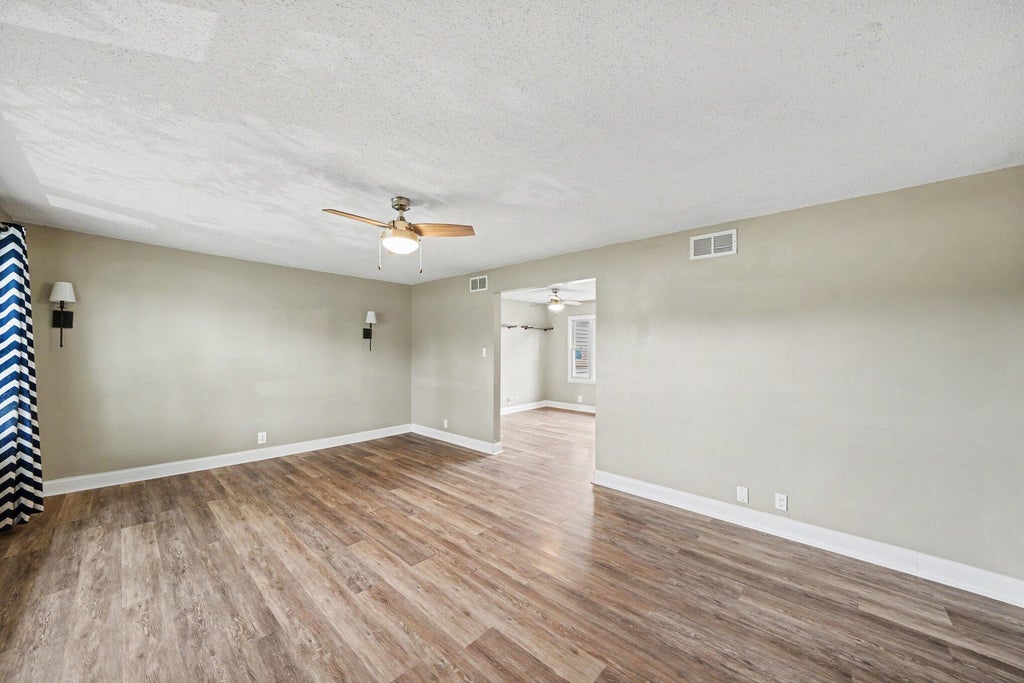 Photo of 1145 N State Road 49, Porter, IN 46304 (MLS # 846304)