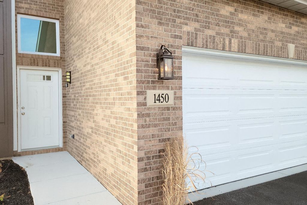 Photo of 1450 Lake Street, Hobart, IN 46342 (MLS # 831903)