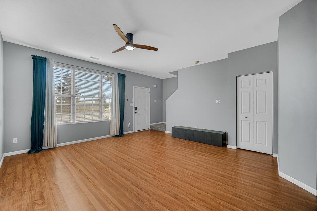 Photo of 11464 Kentucky Street, Crown Point, IN 46307 (MLS # 847651)