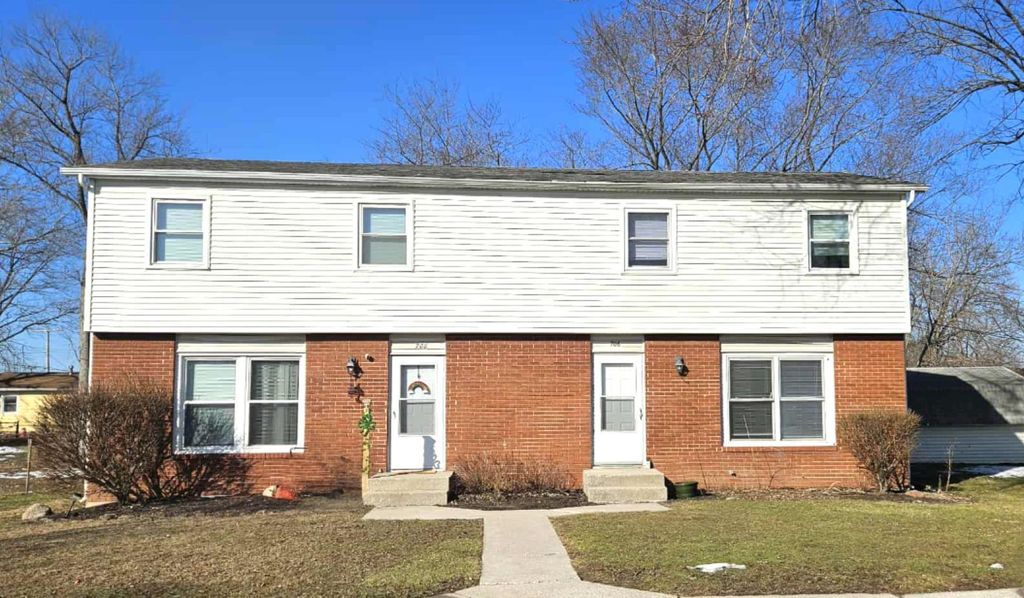 Photo of 702-704 Carla Drive, Chesterton, IN 46304 (MLS # 834090)