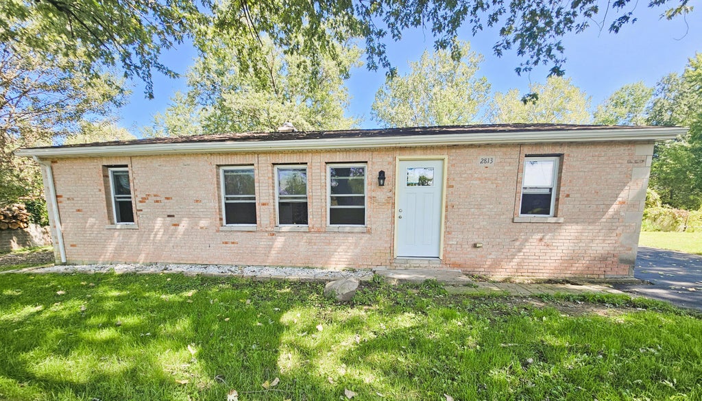 Photo of 2813 New Hampshire Street, Lake Station, IN 46405 (MLS # 844577)