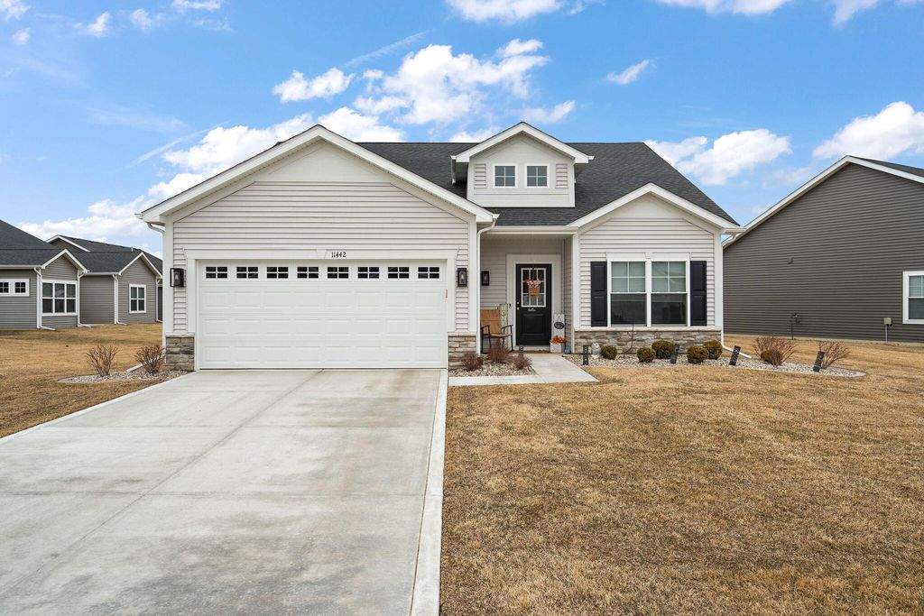 Photo of 11442 W 124th Place, Cedar Lake, IN 46303 (MLS # 834979)