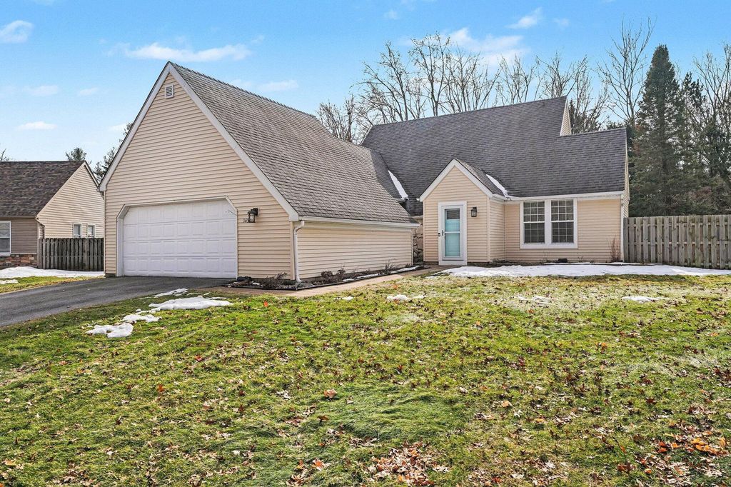 Photo of 1456 Beargrass Court, Valparaiso, IN 46385 (MLS # 834177)