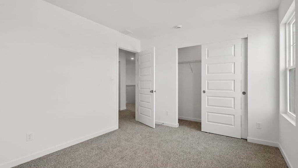 Photo of 7621 W 107th Place, Crown Point, IN 46307 (MLS # 846220)