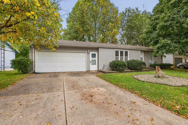 1077 ALBIN DR, LA PORTE, IN 46350 - Image 45830886dcb2ed7ad2fea8b18cfd6132/3349603077