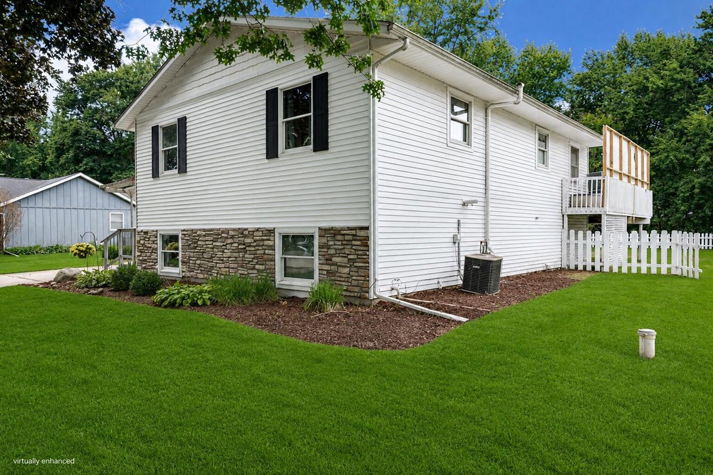 Photo of 168 Rock Creek Road, Valparaiso, IN 46383 (MLS # 844463)