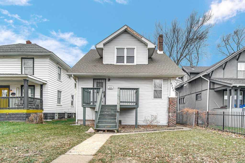 Photo of 6220 Garfield Avenue, Hammond, IN 46324 (MLS # 833747)
