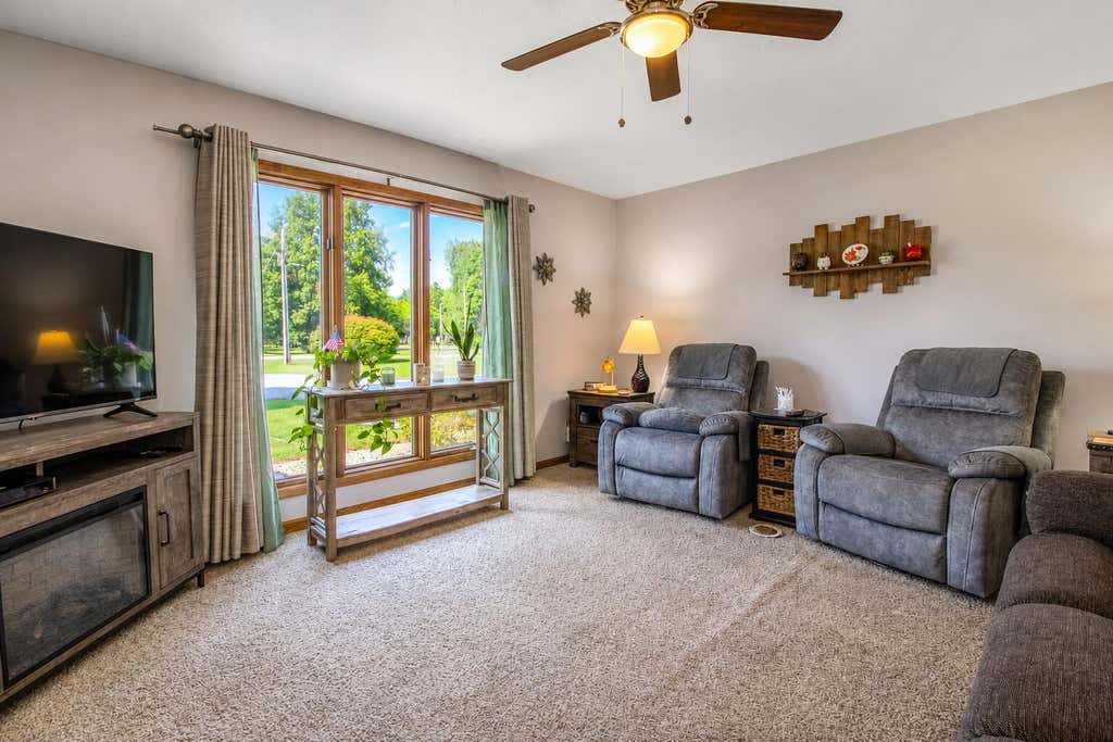Photo of 2105 S Tribue Drive, Knox, IN 46534 (MLS # 843349)