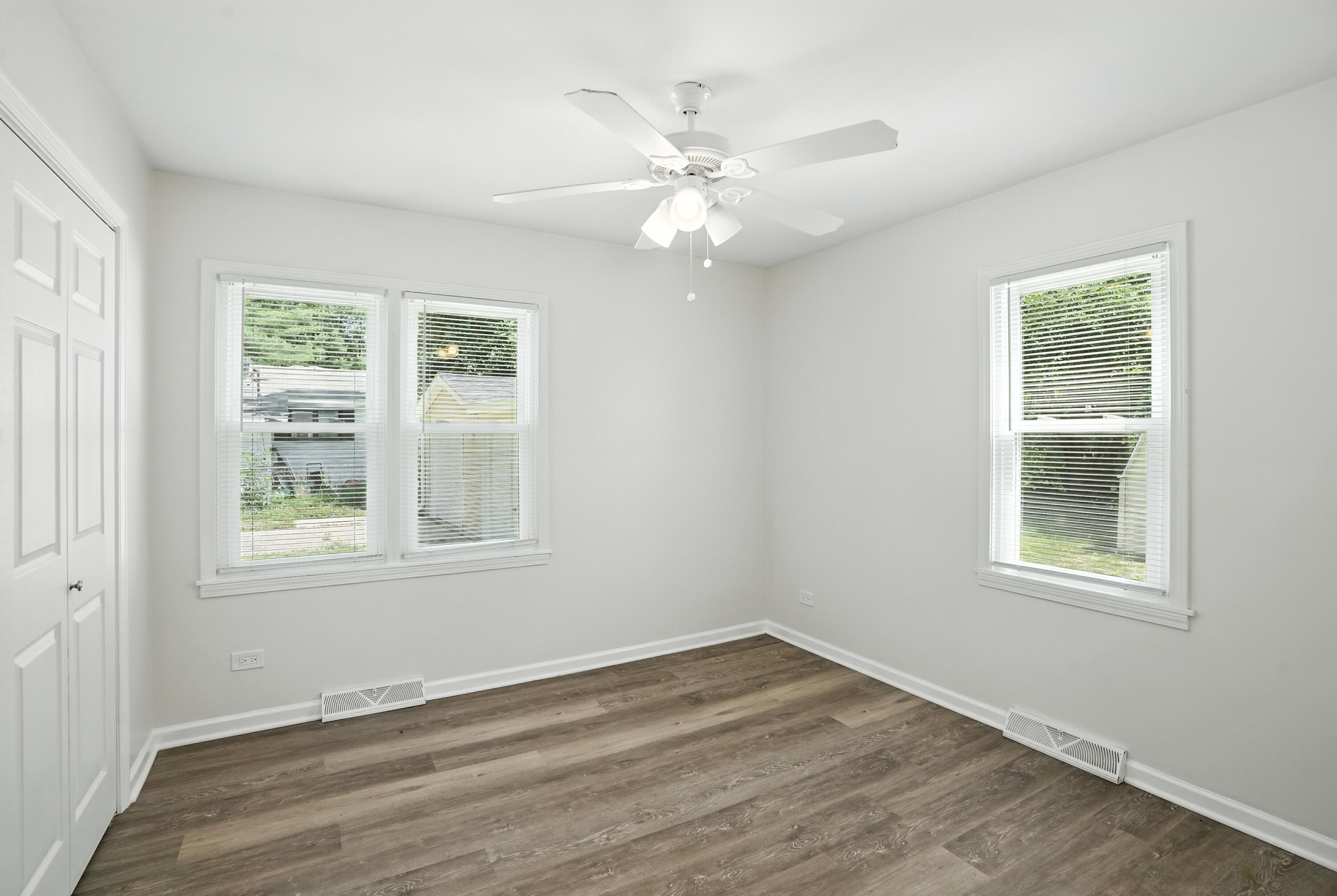1121 Westwood Drive