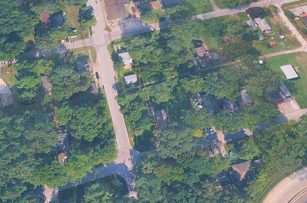 Photo of 3784 Maple Street, Hobart, IN 46342 (MLS # 840196)