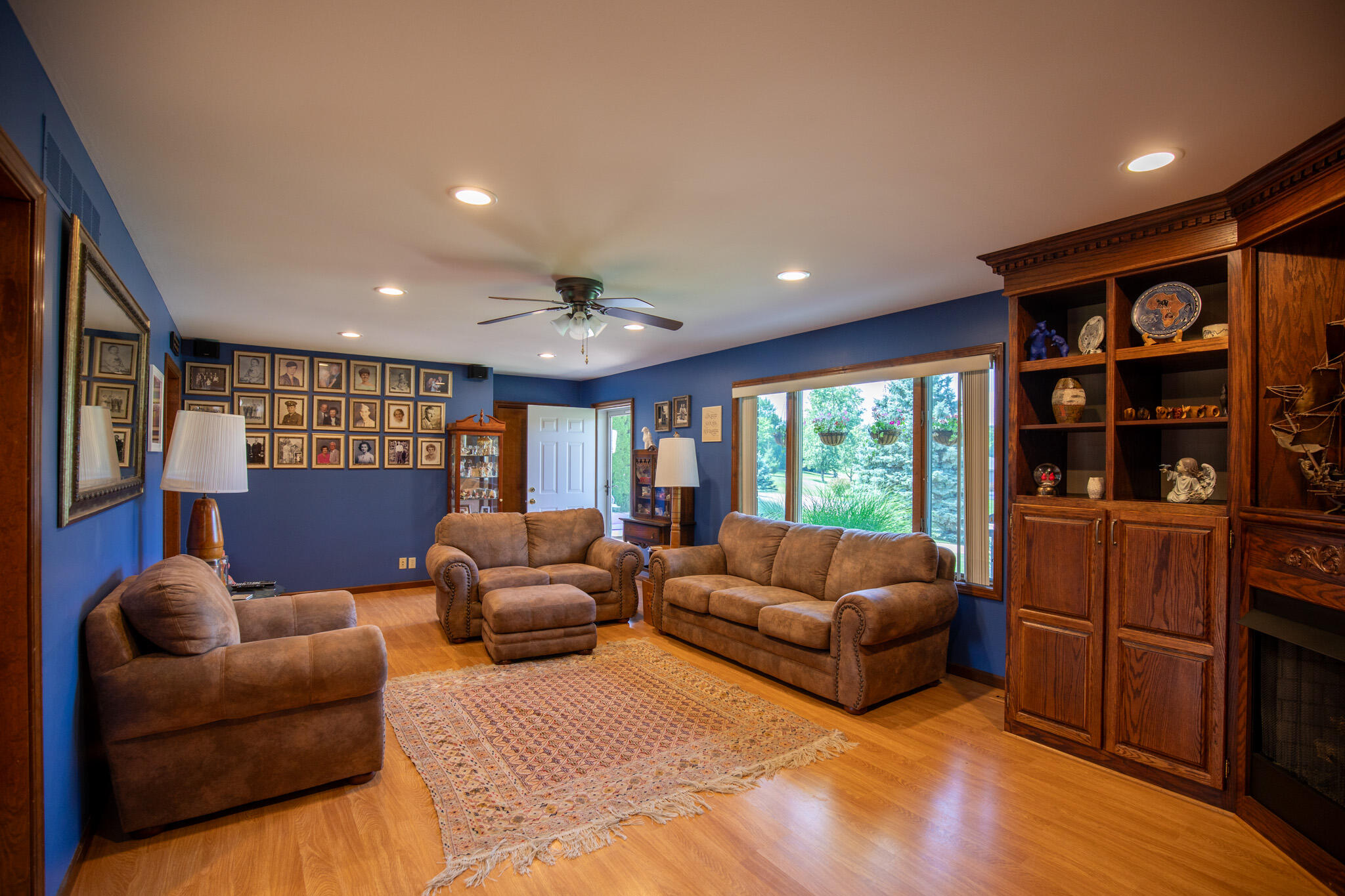 885 Bernie Boulevard