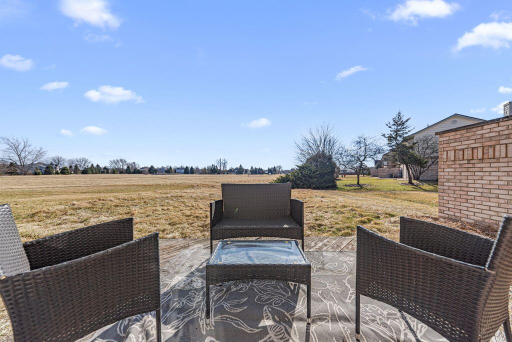 Photo of 1358 W 94th Court, Crown Point, IN 46307 (MLS # 834699)