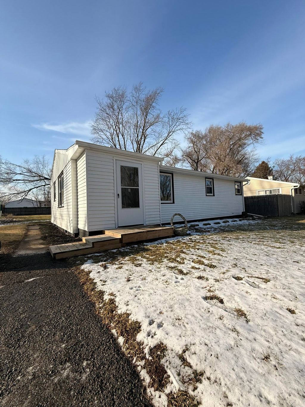 Photo of 8406 Ellsworth Court, Merrillville, IN 46410 (MLS # 832400)