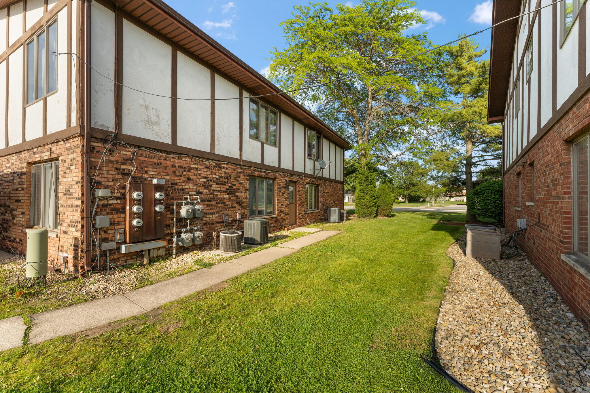 100 Plum Creek Drive Apt.3