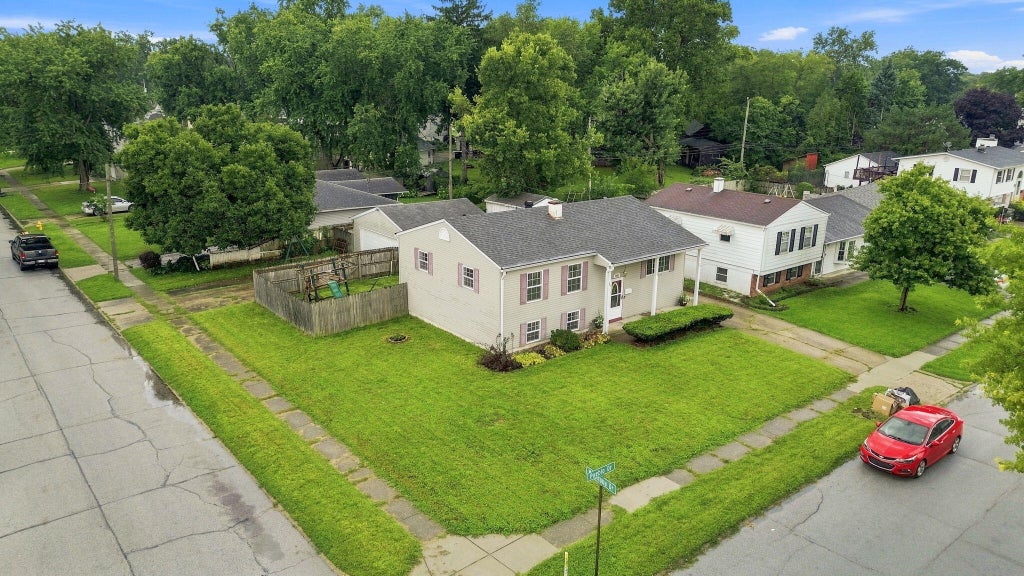 Photo of 2405 Pueblo Drive, Lafayette, IN 47909 (MLS # 844739)