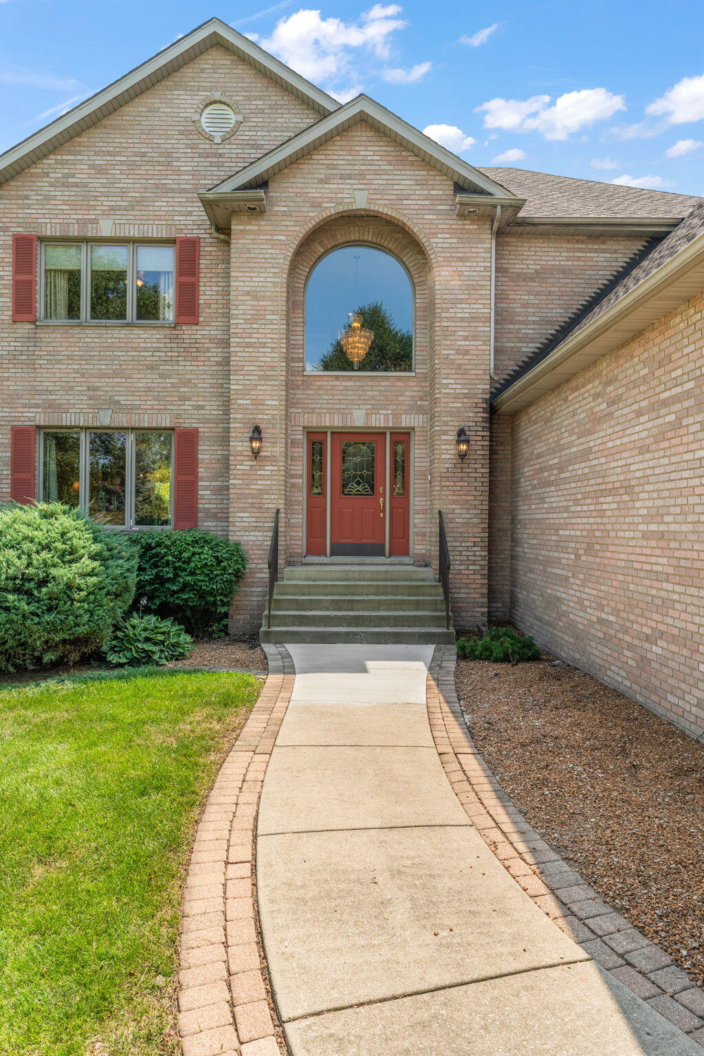 1228 Perthshire Lane