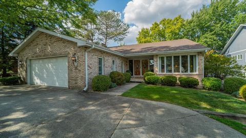 1730 Beachview Court Crown Point IN 46307