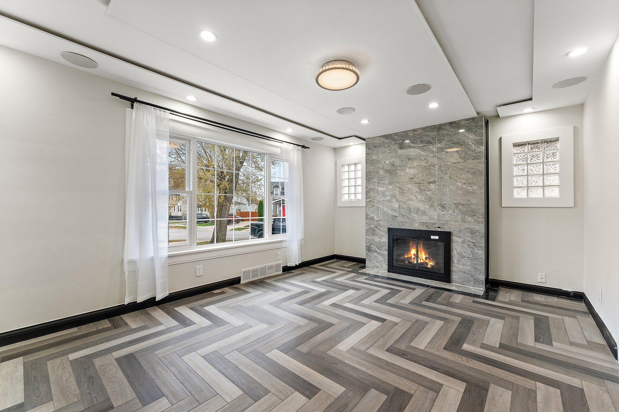 Hammond, Indiana 46323, United States, 4 Bedrooms Bedrooms, ,2 BathroomsBathrooms,Residential,Active,97083