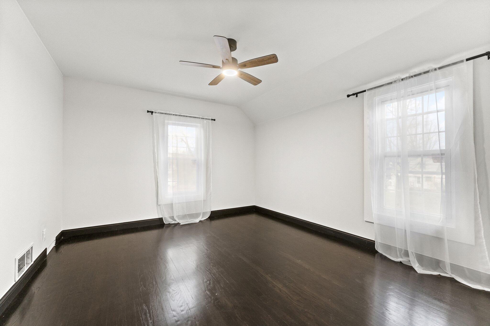 Hammond, Indiana 46323, United States, 4 Bedrooms Bedrooms, ,2 BathroomsBathrooms,Residential,Active,97083