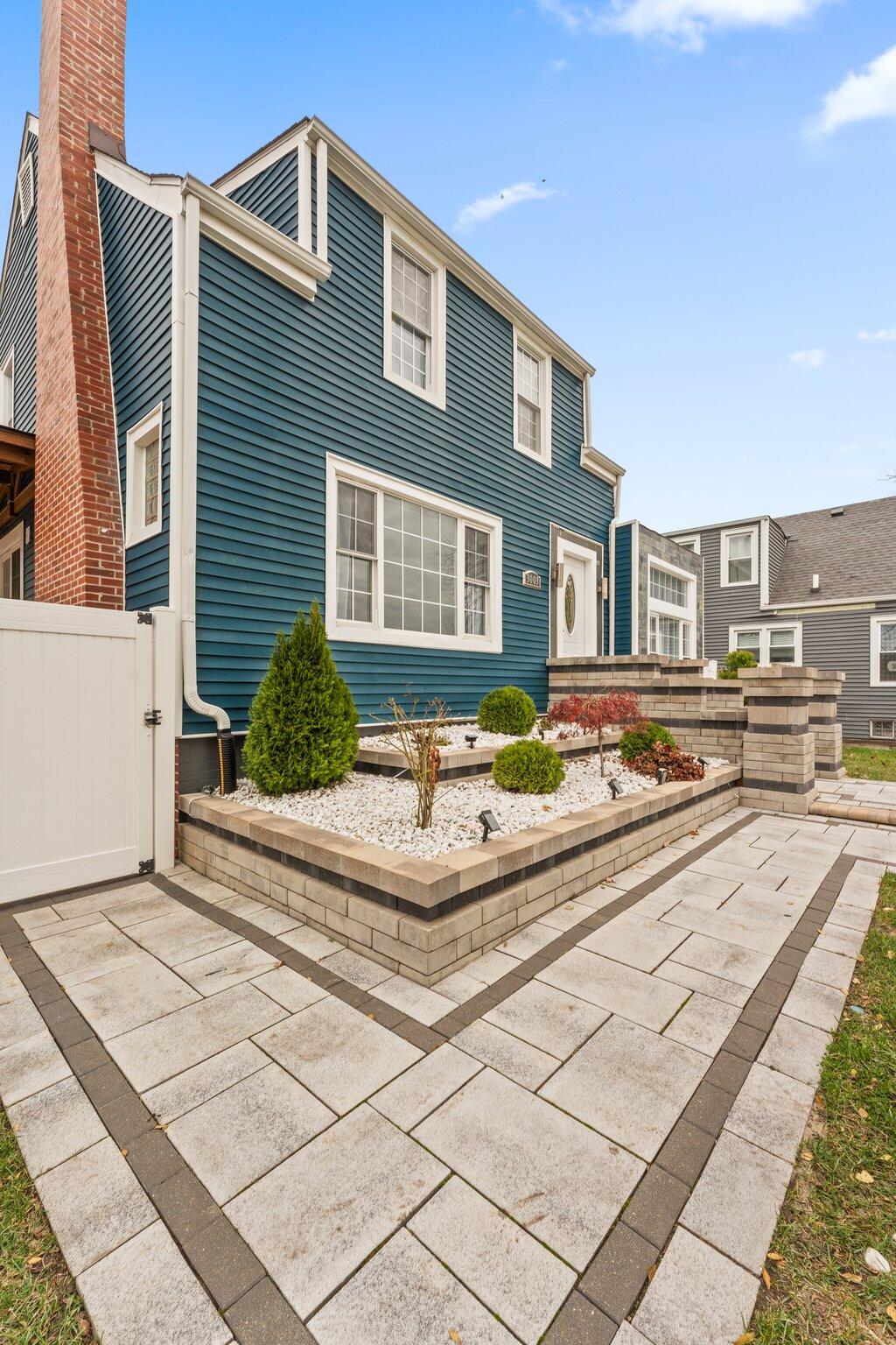 Hammond, Indiana 46323, United States, 4 Bedrooms Bedrooms, ,2 BathroomsBathrooms,Residential,Active,97083