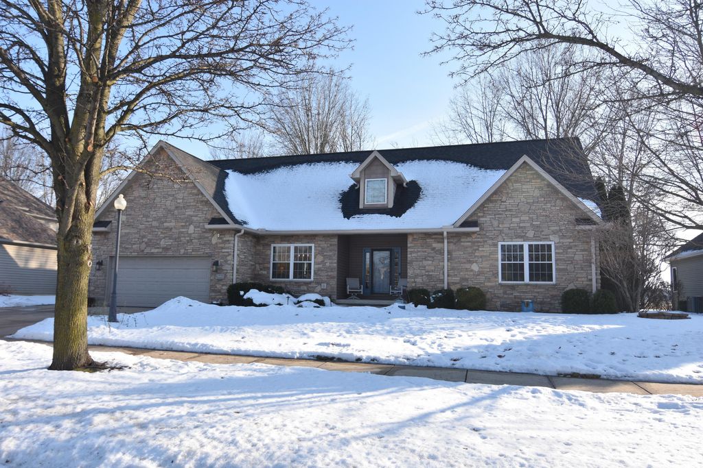 Photo of 4221 Westwood Lane S, Chesterton, IN 46304 (MLS # 833857)