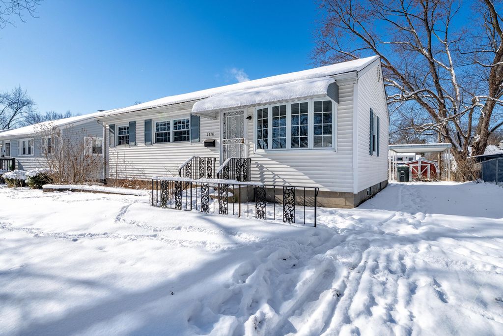 Photo of 4110 Alabama Street, Hobart, IN 46342 (MLS # 833376)