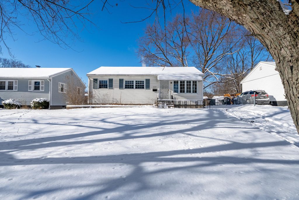 Photo of 4110 Alabama Street, Hobart, IN 46342 (MLS # 833376)