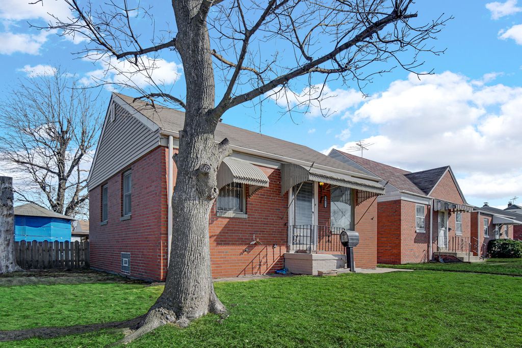 Photo of 5405 Birch Avenue, Hammond, IN 46320 (MLS # 834613)