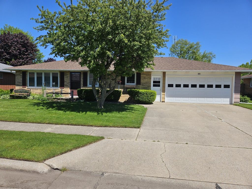 Photo of 111 David Court, La Porte, IN 46350 (MLS # 838675)