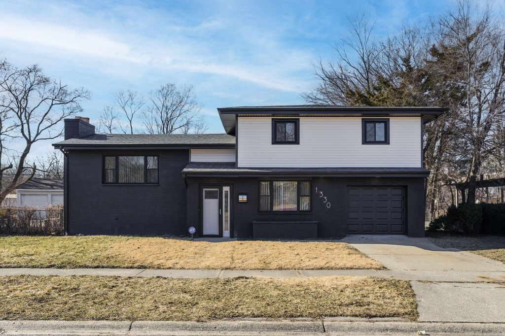 Photo of 1330 Arizona Street, Gary, IN 46403 (MLS # 834268)