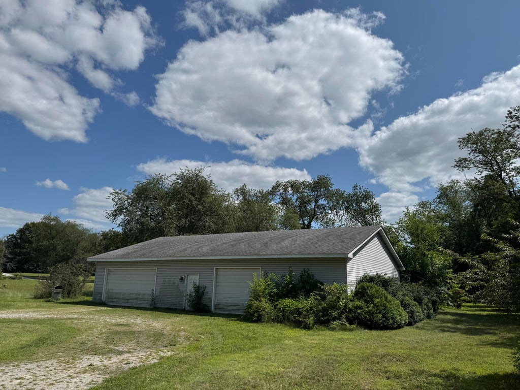 Photo of 12731 County Rd 950 W, DeMotte, IN 46310 (MLS # 842839)