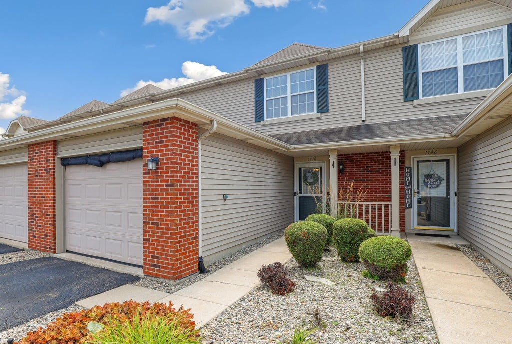Photo of 1748 Springtime Court, Dyer, IN 46311 (MLS # 843693)