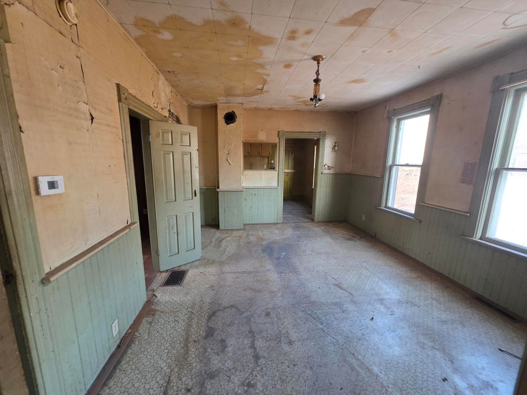 Photo of 219 Grant Avenue, Michigan City, IN 46360 (MLS # 837207)