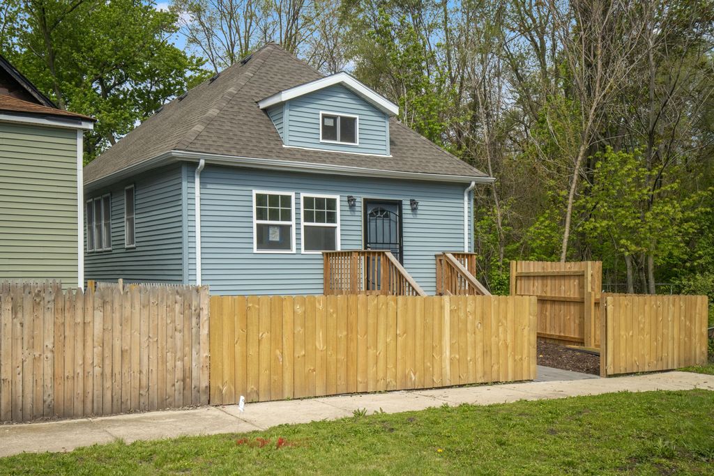 Photo of 1560 Mckinley Street, Gary, IN 46404 (MLS # 838180)