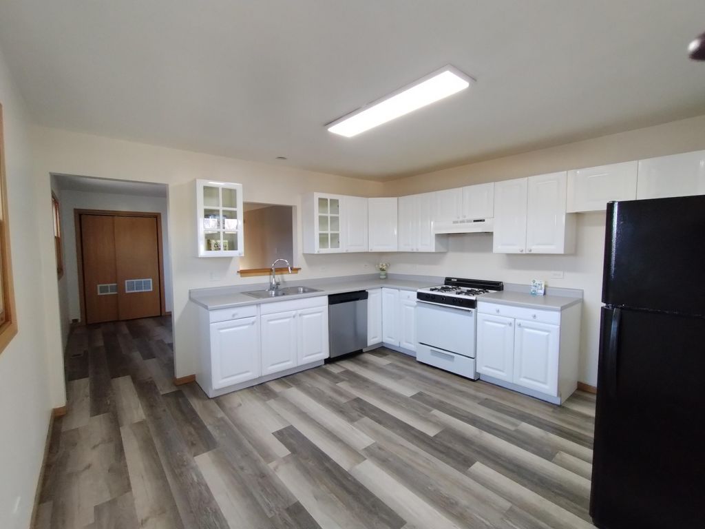 Photo of 221 N Broad Street, Griffith, IN 46319 (MLS # 835743)