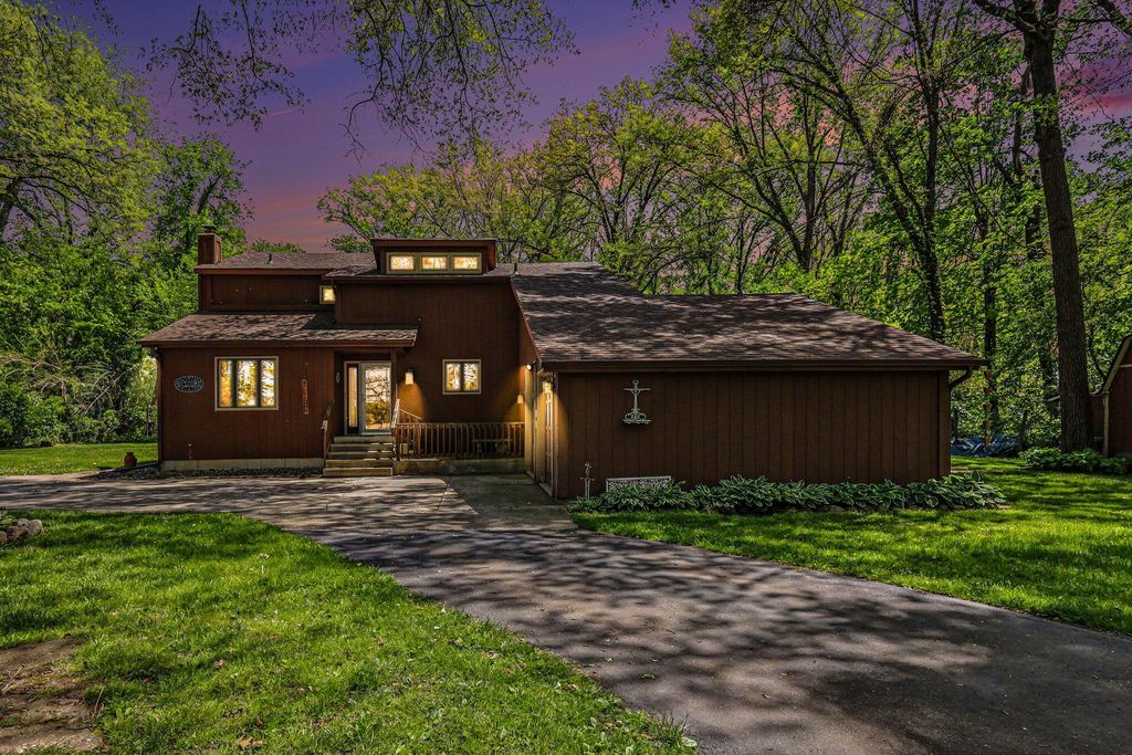 Photo of 2101 N 350 E, Rolling Prairie, IN 46371 (MLS # 839105)