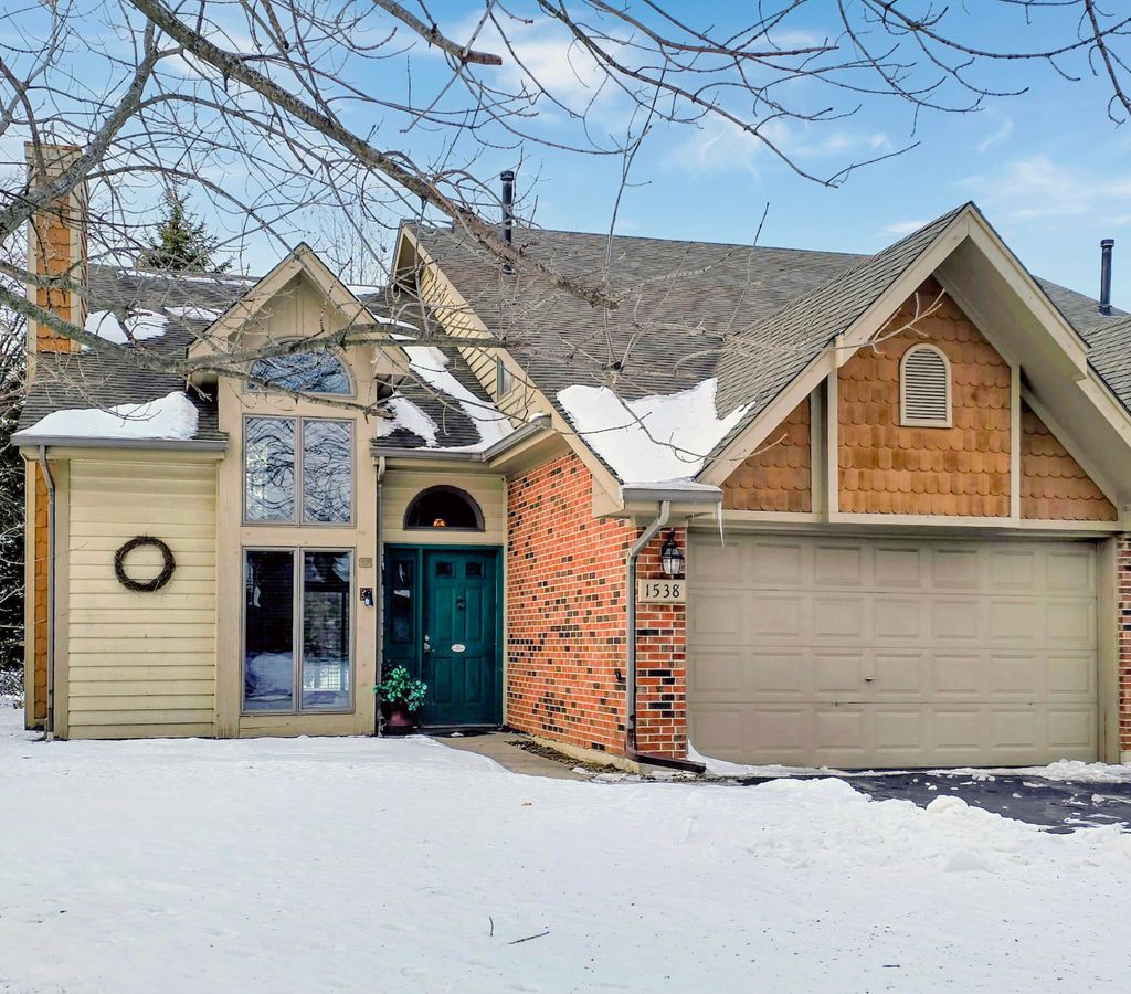 Photo of 1538 Lake Street, Hobart, IN 46342 (MLS # 833694)