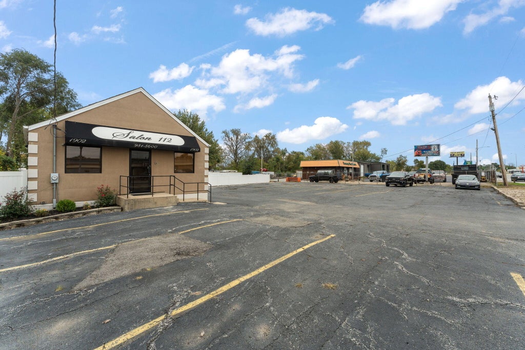 Photo of 1902 W Ridge Road, Gary, IN 46408 (MLS # 847076)