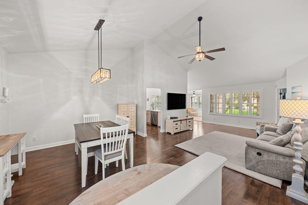 Photo of 1737 Windfield Drive, Munster, IN 46321 (MLS # 842820)