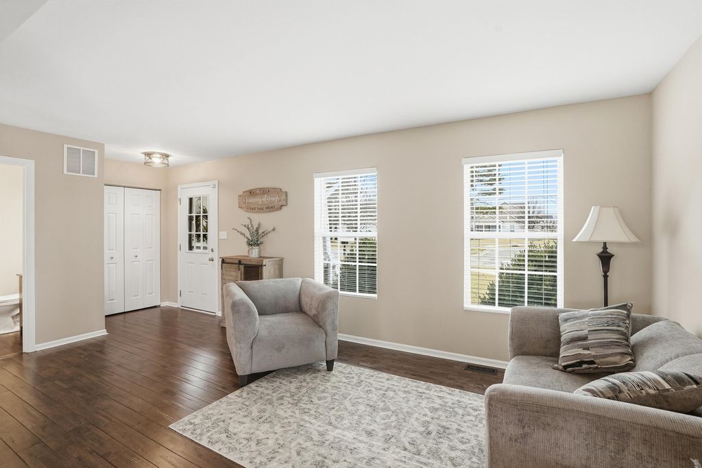 Photo of 10843 Hillcrest Lane, Dyer, IN 46311 (MLS # 834592)