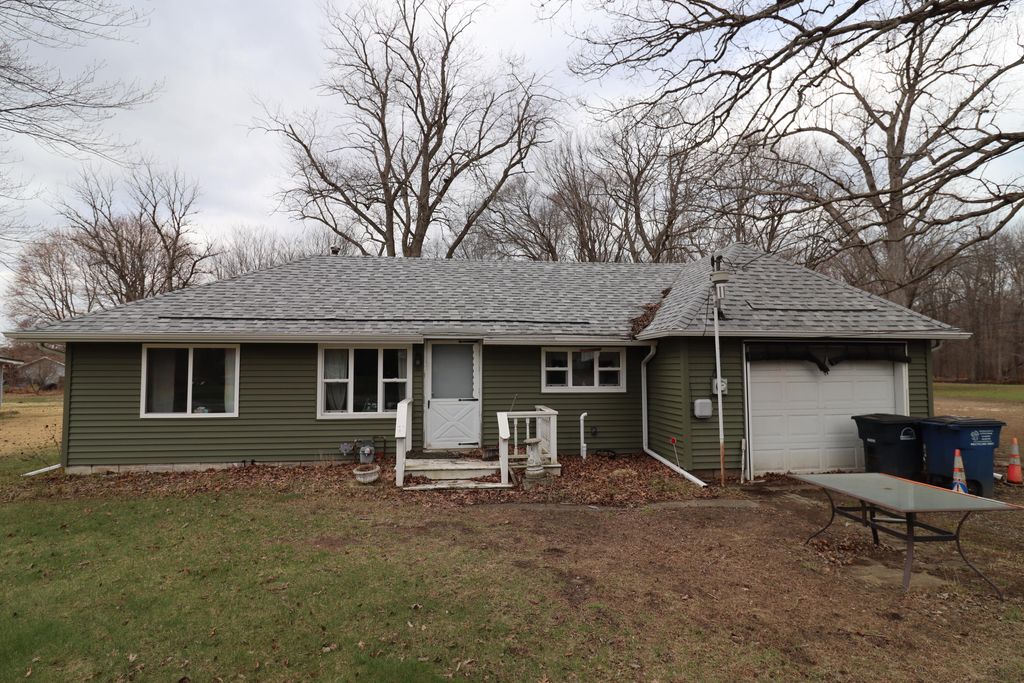 Photo of 8052 N Meer Road, Michigan City, IN 46360 (MLS # 835384)